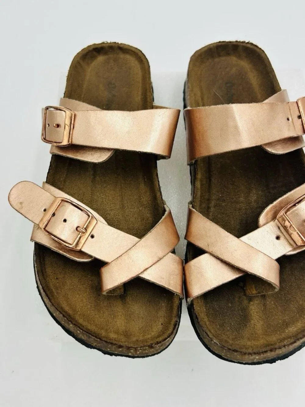 Outwoods Kids Sandals Toe-Loop Buckle Flats Sz 13 Metallic Bronze Cork Sole
